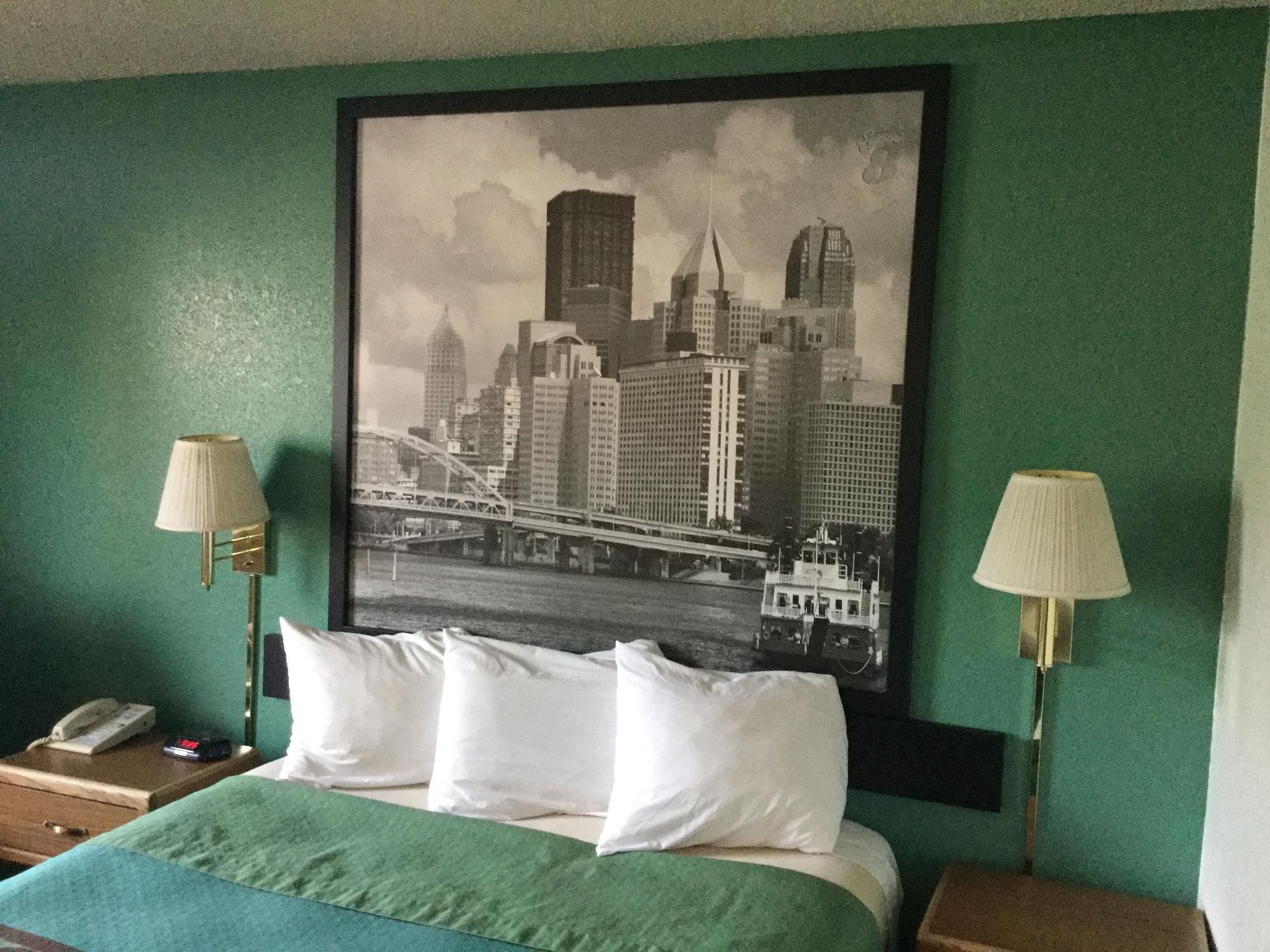 Super 8 By Wyndham New Stanton Hotell Exteriör bild