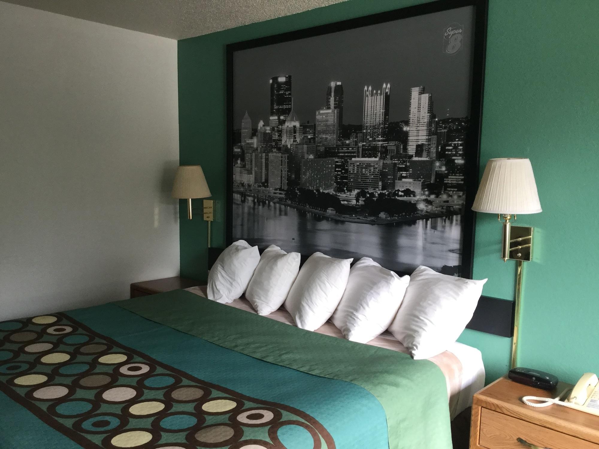 Super 8 By Wyndham New Stanton Hotell Exteriör bild